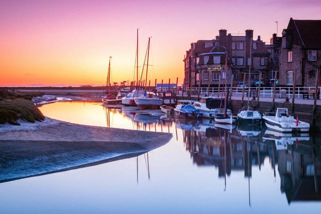 Blakeney Norfolk Bramble Lodge ***Self Catering*** Bagian luar foto